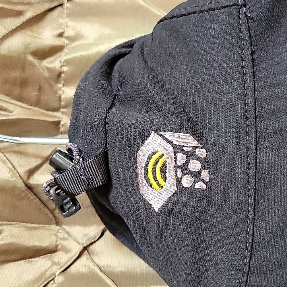 Euc- Mountain Hardwear ‘Offwidth’ Softshell Jacket - image 8